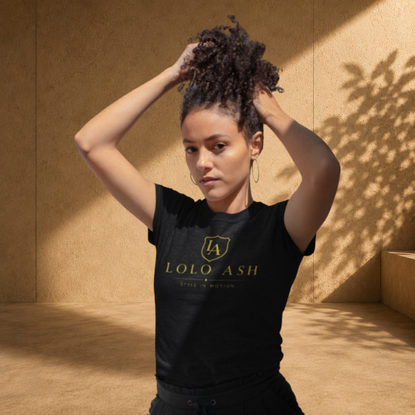 LOLO ASH SIGNATURE MARK TEE